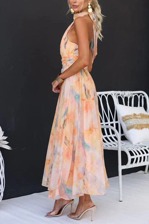 Chic Summer Maxi Dress in Watercolor Design