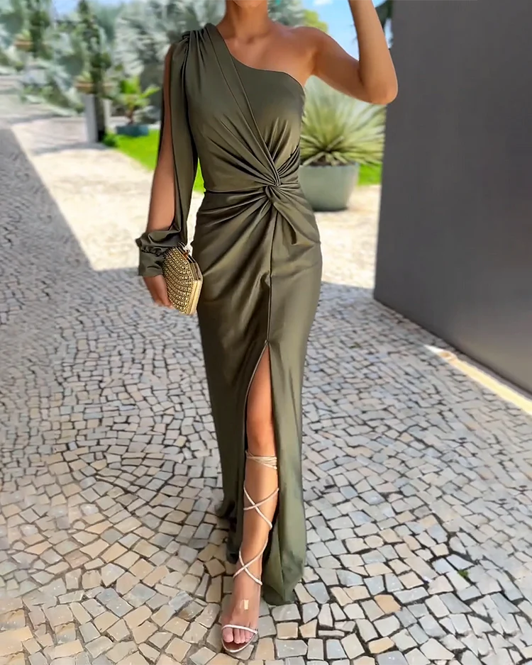 Chic Maxi Dress with Stylish Split