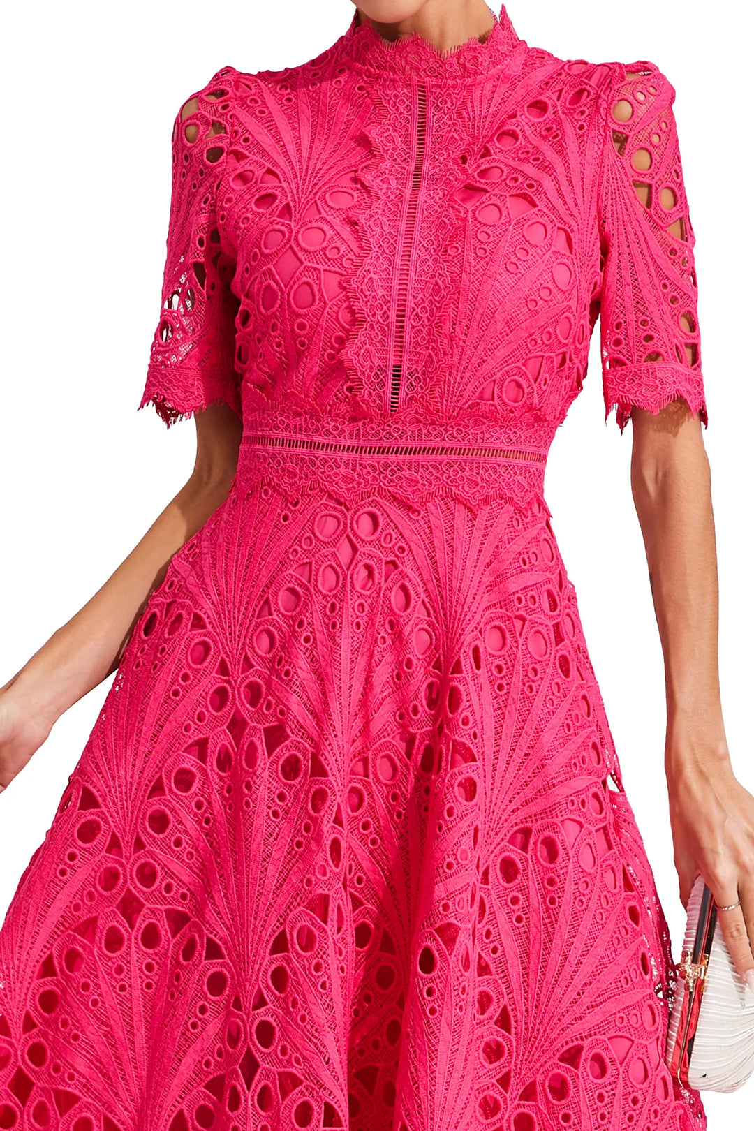Chic Women’s Midi Dress with Delicate Lace Details