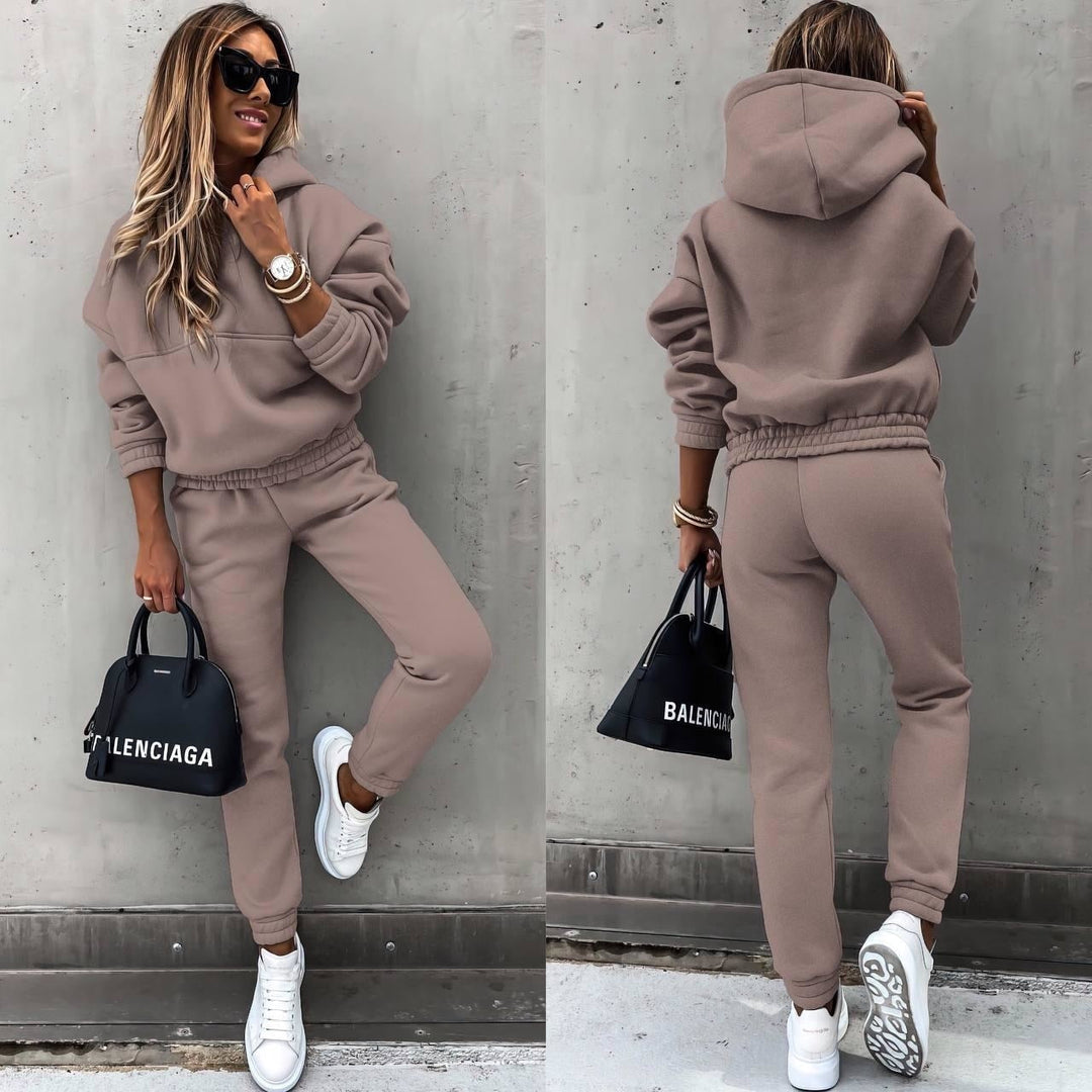 Matching Jogging Set for Women