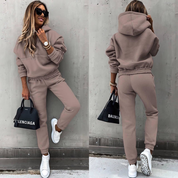 Matching Jogging Set for Women