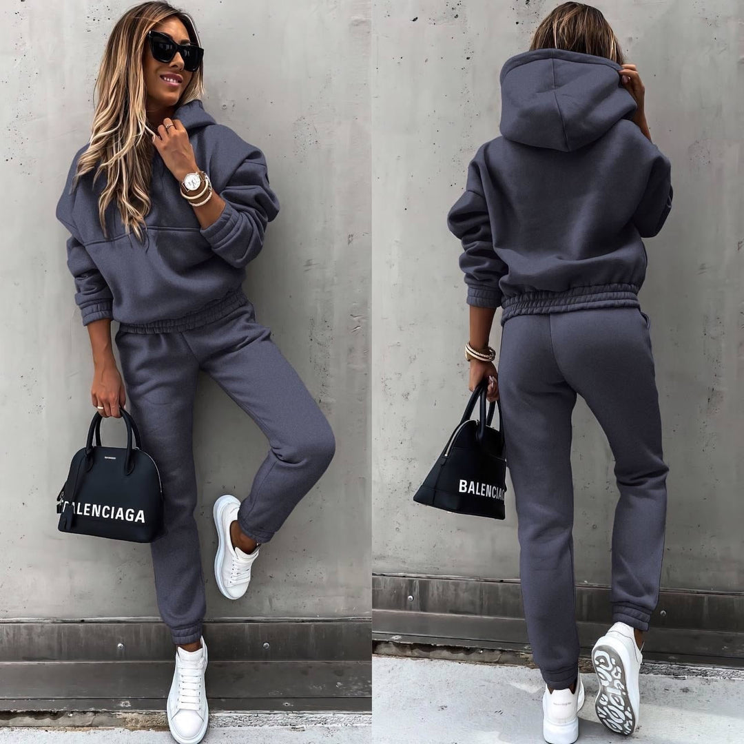 Matching Jogging Set for Women