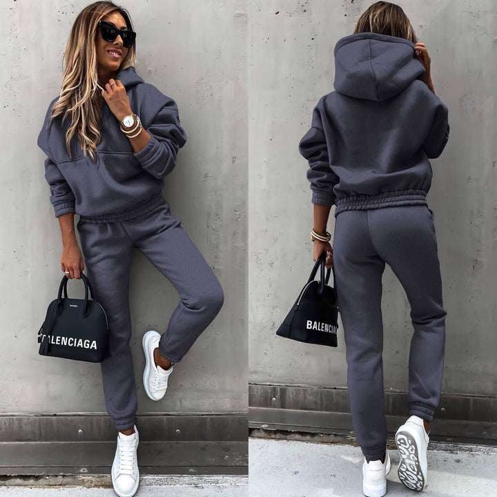 Matching Jogging Set for Women