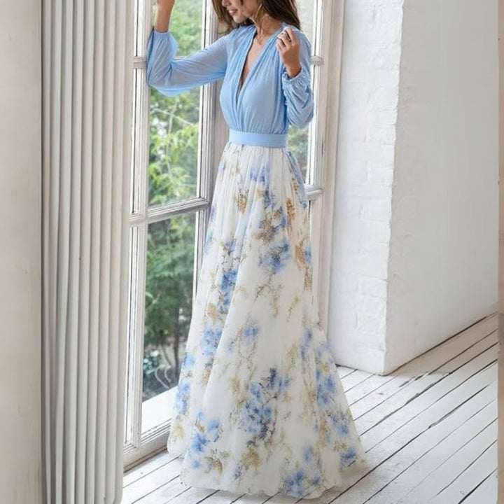 Chic Floral Maxi Dress with Flattering Fit