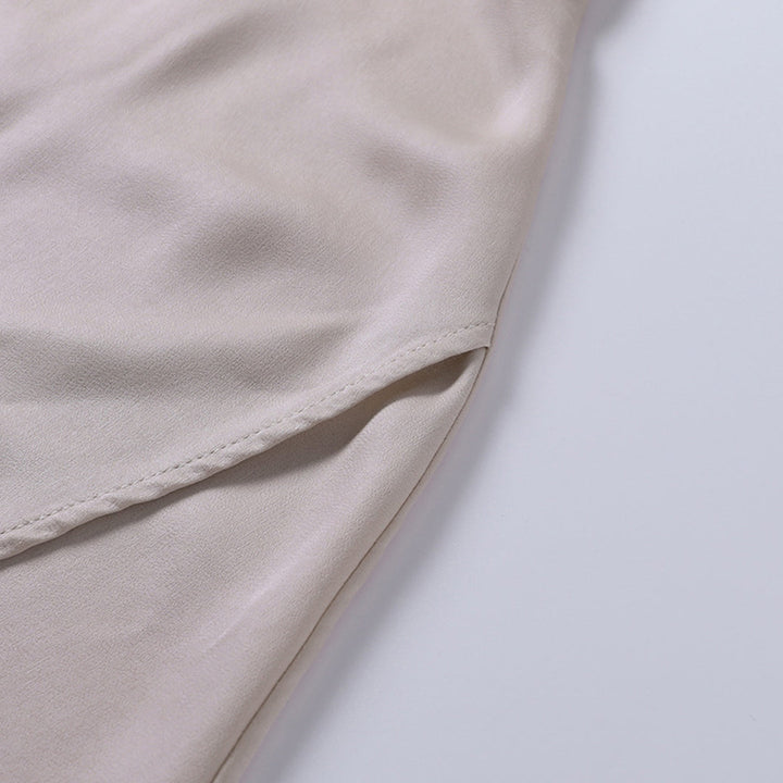 Elegant Luxe Maxi Dress with Flowing Silhouette