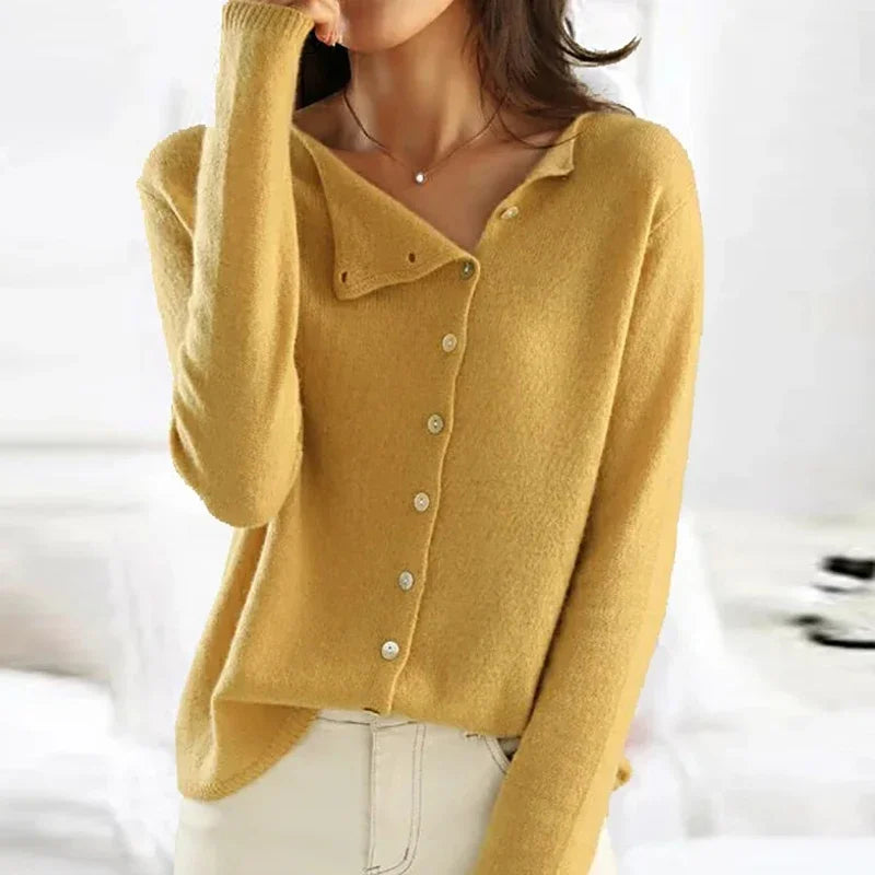 Lightweight Buttoned Stretch Sweater for Women