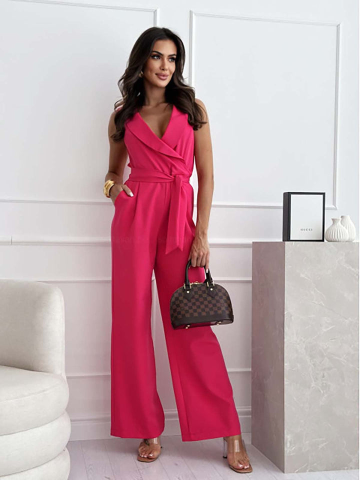 Chic Sleeveless Jumpsuit with Flattering Fit for Women