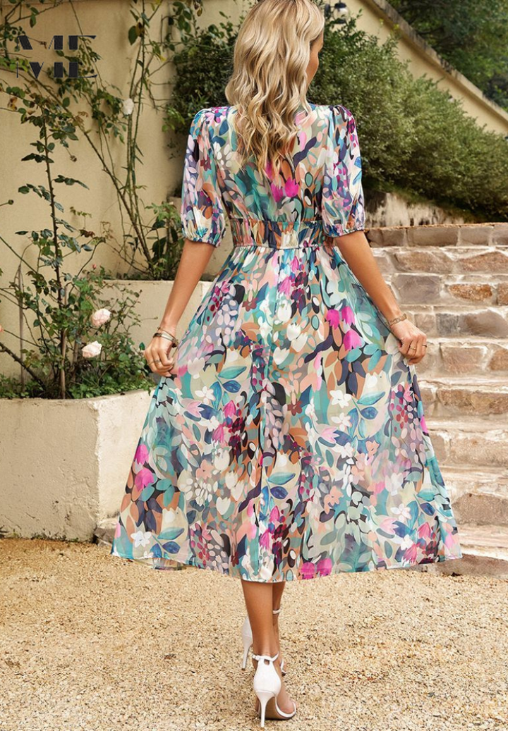 Chic Floral Midi Dress with Romantic Puff Sleeves